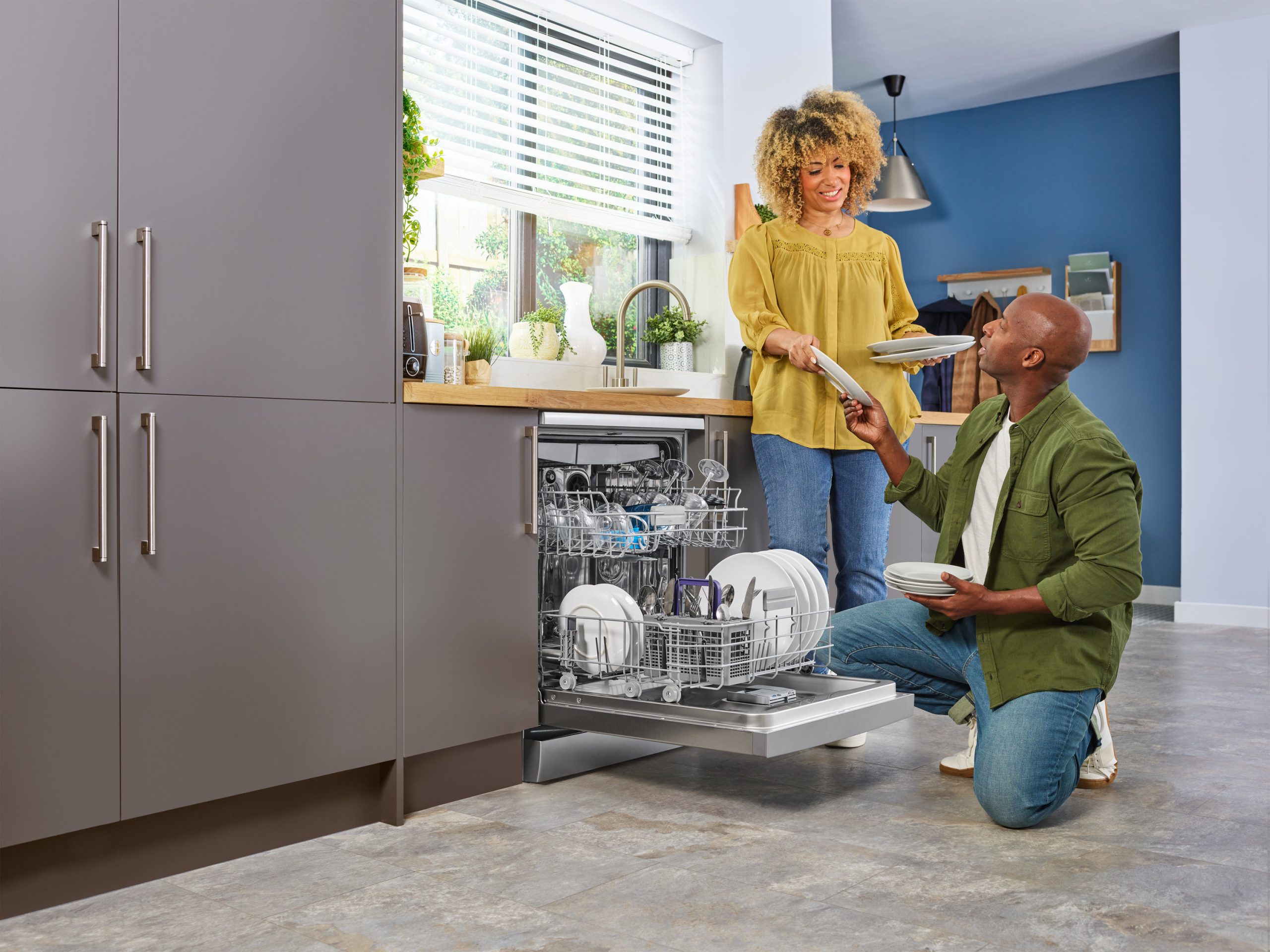 Beko BDFN26520QX Full size 60cm AquaIntense Dishwasher – Stainless Steel